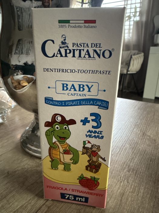 Padta do zebow dla dzieci 3+ truskawkowa