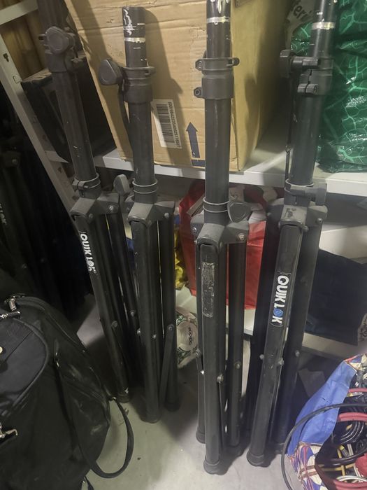 4 Pares de Tripés de Coluna Quik Lok — Suportes Profissionais
