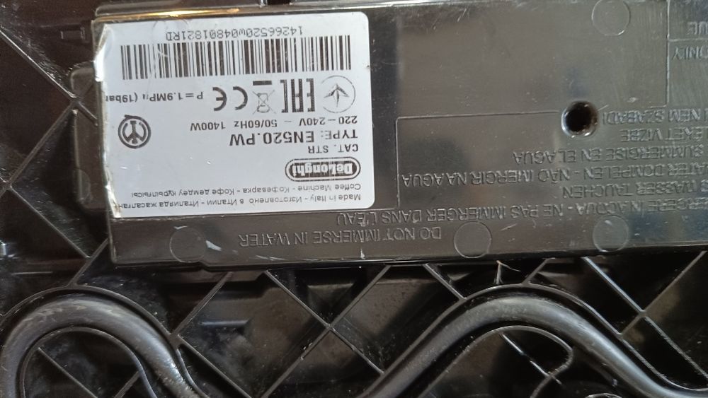 Máquina Nespresso Latissima Delonghi
