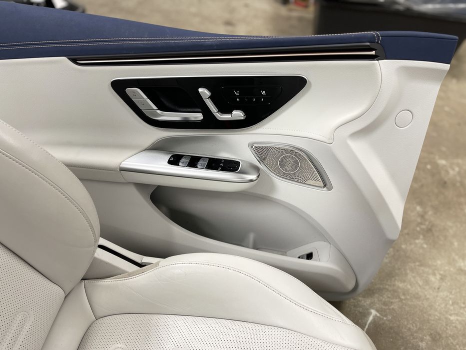 Комплектний салон (з картами) Mercedes EQE 53 AMG 2022-