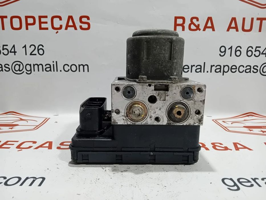 Módulo Abs Toyota Corolla Verso E12 1.2 VVTI 4451013070 8954113040