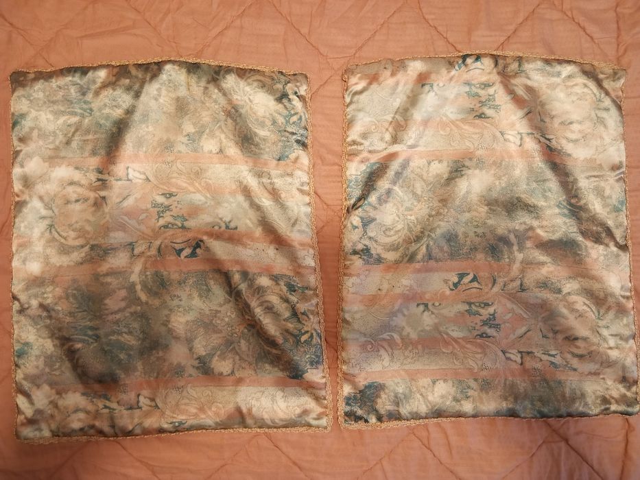 Duas fronhas 45x55 acetinadas