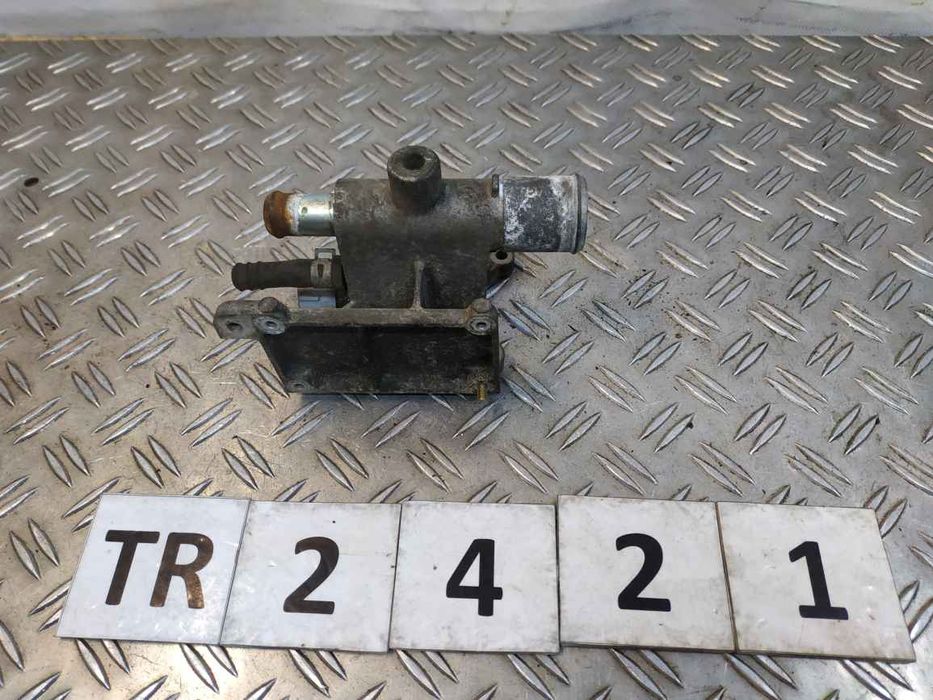 Mazda 6 GG 2002-2007 фланець системи охолодження  TR2421 L32715172