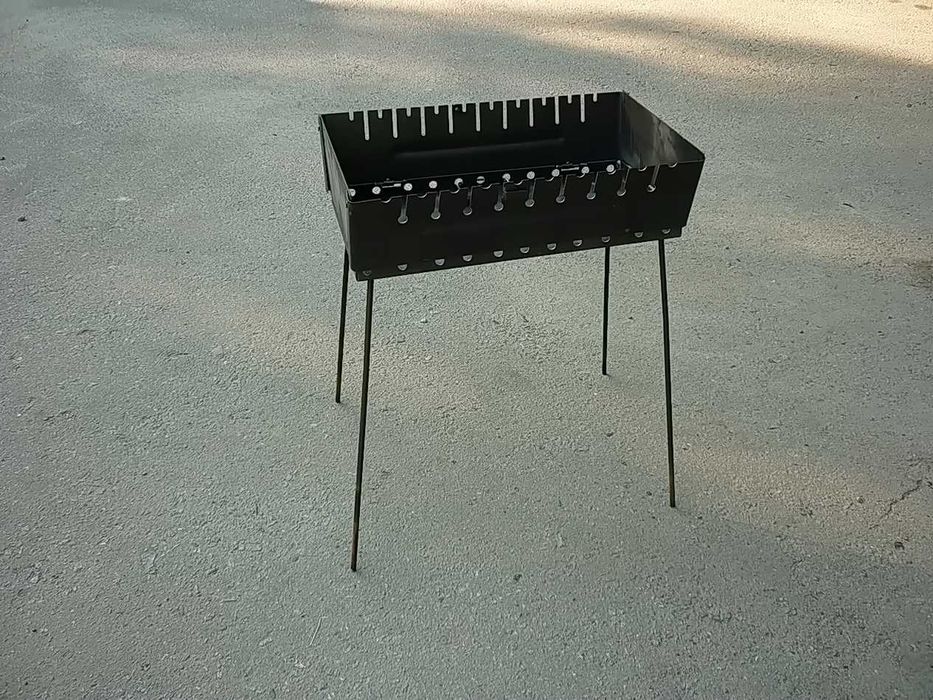 мангал 10 шампуровый, два яруса, ножки на резьбе, собираемый чемодан