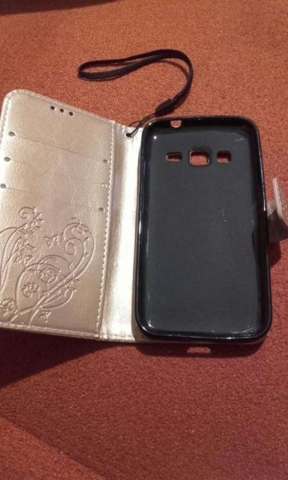 Etui  na telefon