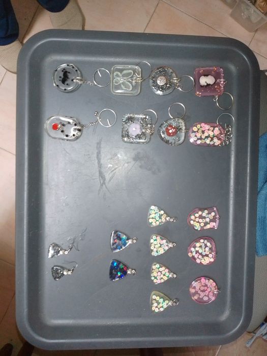 Porta chaves/pendente em resina