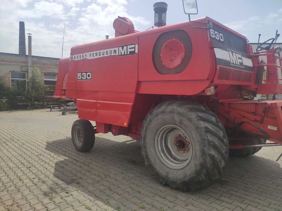 Комбайн Massey Ferguson 530
