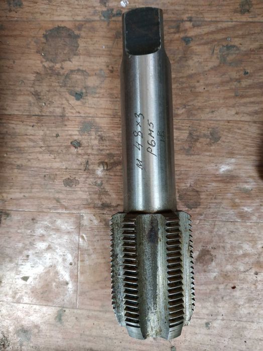 Продам метчик М48