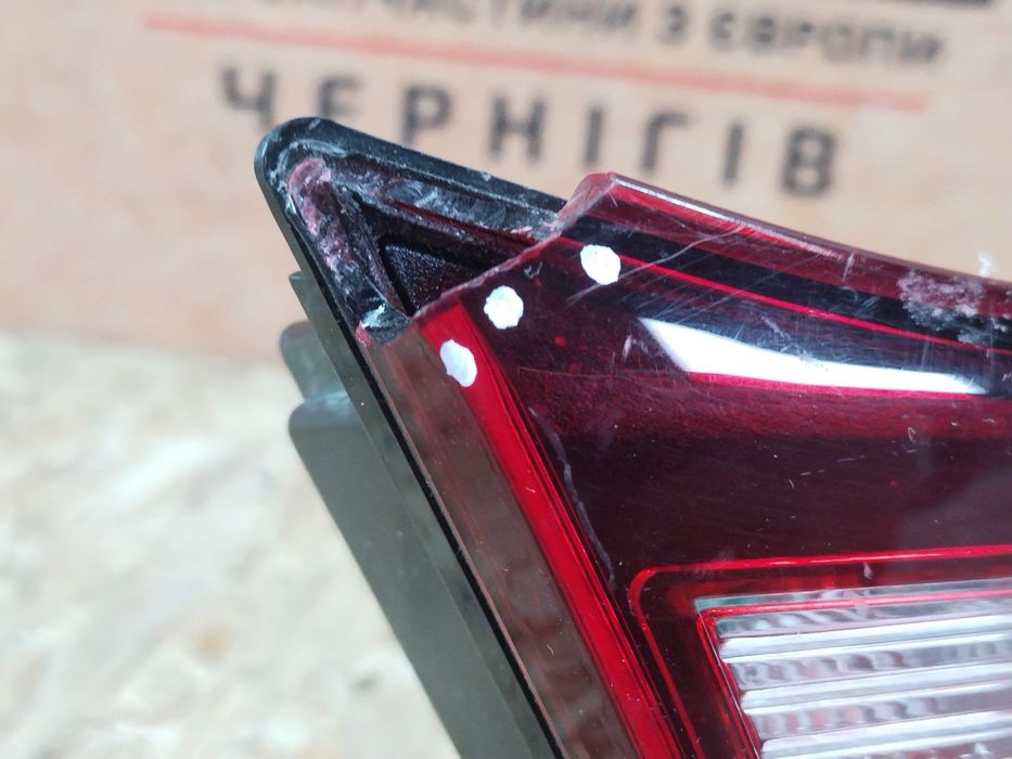 BMW 1 F40 2019- Фонарь задний левый в крышку багажника 6321-7450651