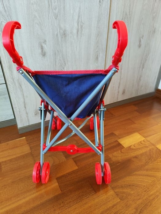 Wózek dla dziewczynki dla lalek