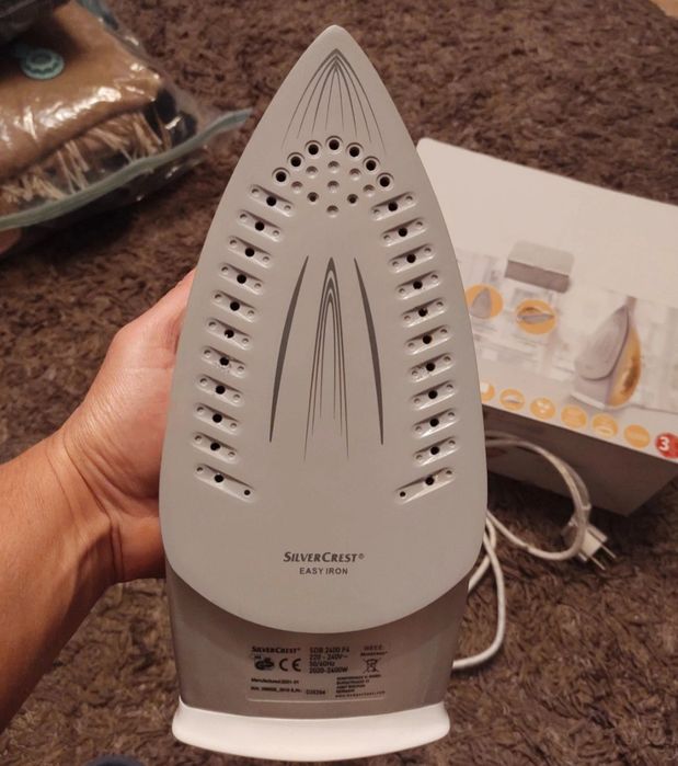 Żelazko parowe 2400w