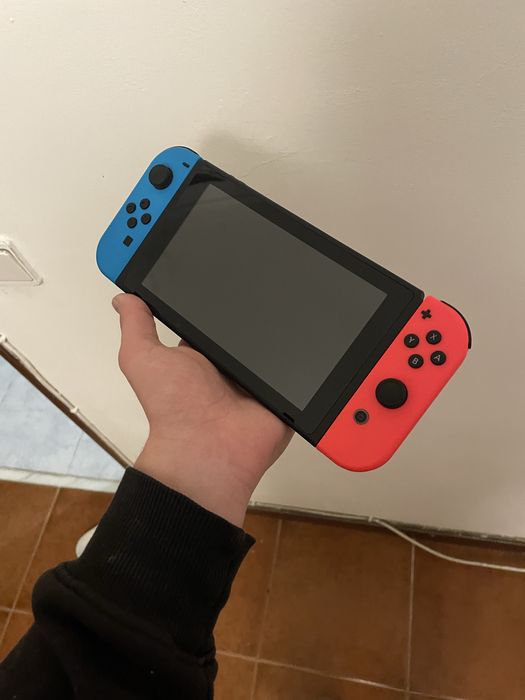 Nintendo switch usada 3/4 vezes