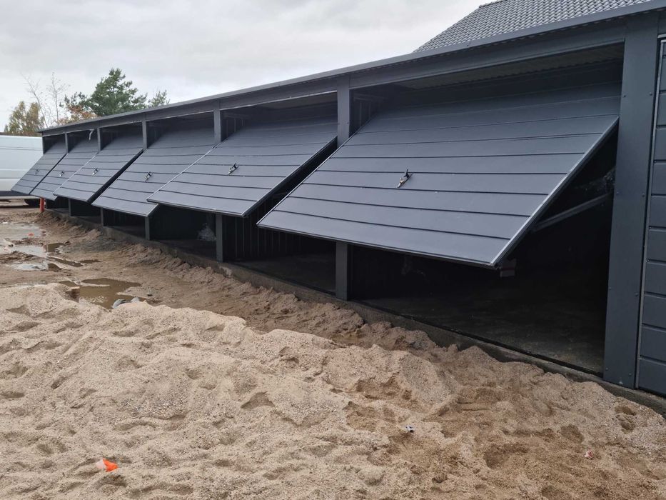 Garaż Blaszany GRAFITOWY + Bramy Uchylne - Garaże Blaszane - Maj-Blach