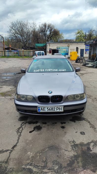 Автомобіль Bmw e39