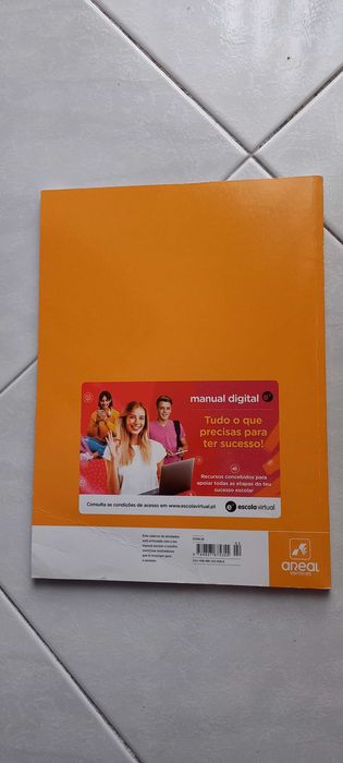 Caderno de Atividades - História - 10.º Ano