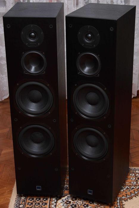 DALI Blue 808  vs  Jamo Classic 10