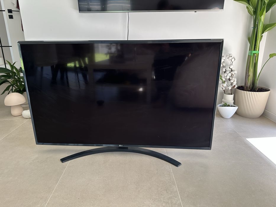 Telewizor 4K Smart TV LG 49" (49UM7400) – Stan IDEALNY, folia na ekranie!