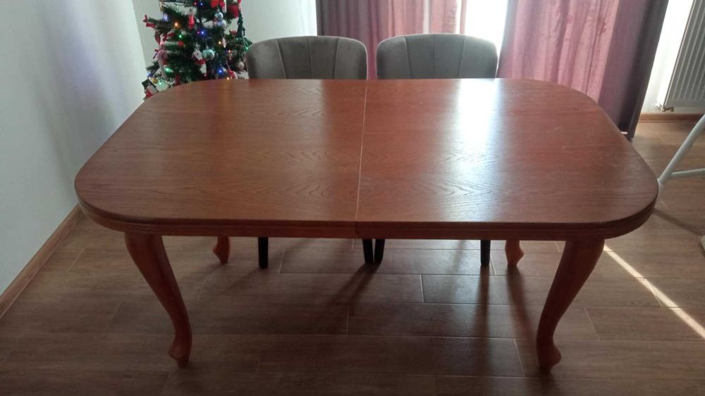 Stół drewniany rozkładany