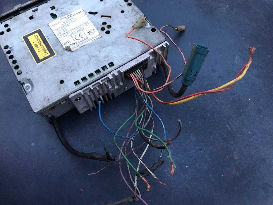 Автомагнитола Alpine CDE 111RM