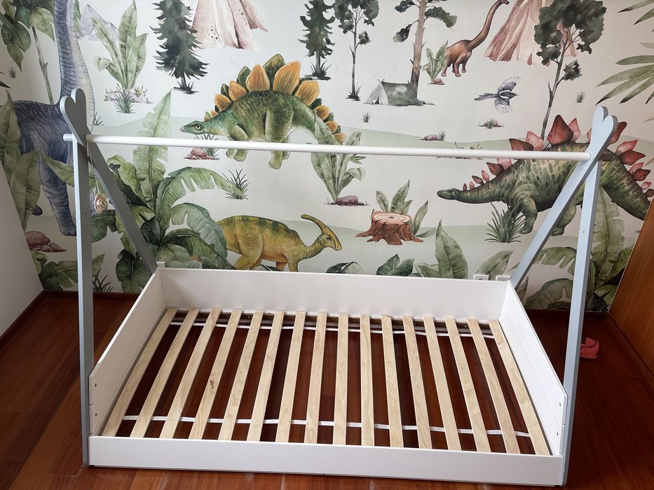 Cama Tipi de criança com estrado e colchão, SIFFROY