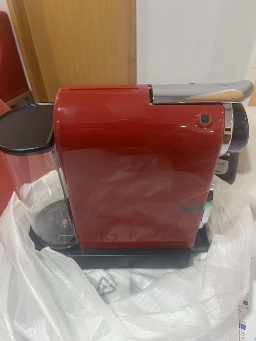 Maquina de cafe Nespresso citiz NOVA
