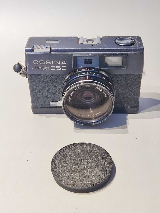 Cosina Compact 35E - Câmara Analógica