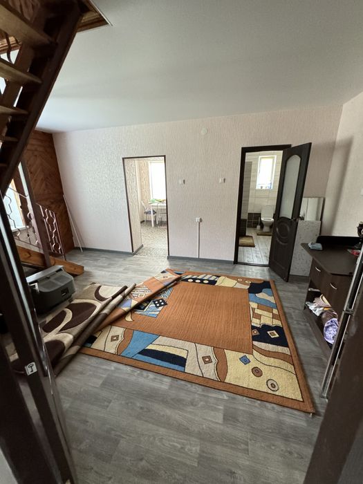 Продаж або обмін будинку