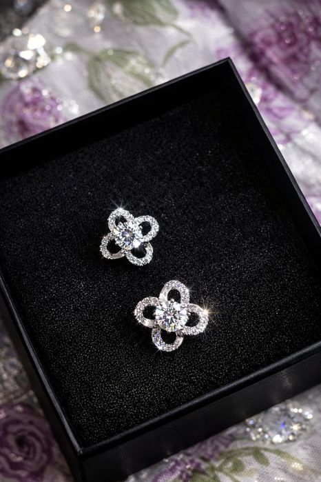 Kolczyki damskie srebrne wkrętki srebro 925 nowe kwiatki sztyfty