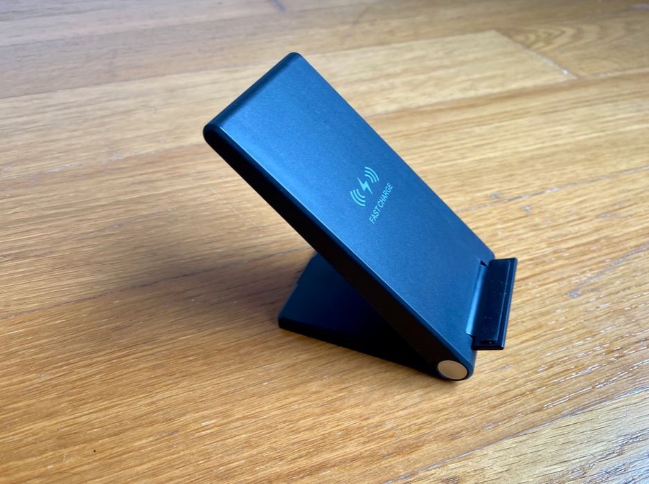 Wireless Charger / Desktop Wireless Charger – 15W NEW64751966759555123