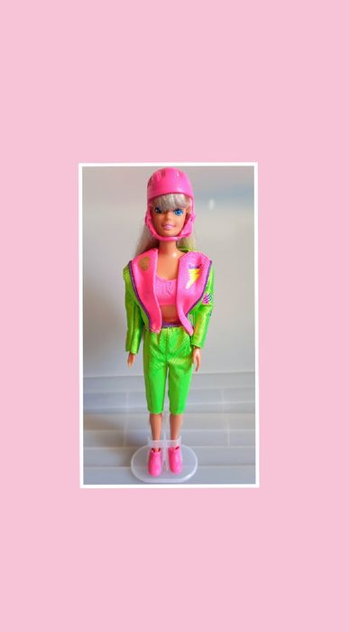 Barbie Ciclista 1993. Não é negociável.