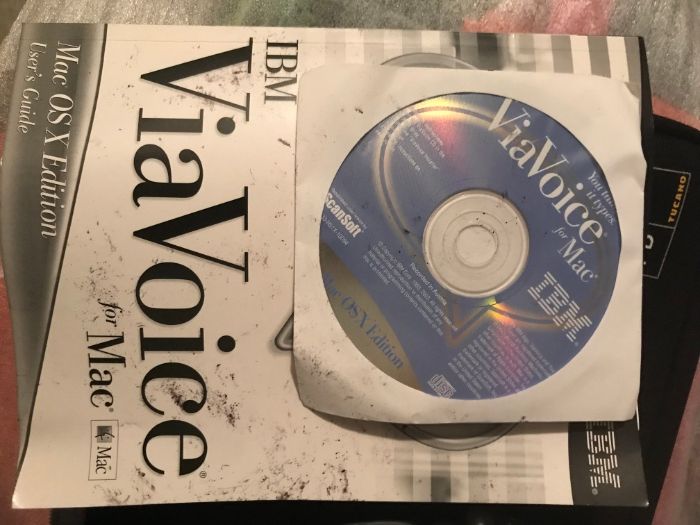 Headset with Microphone64752166160641122