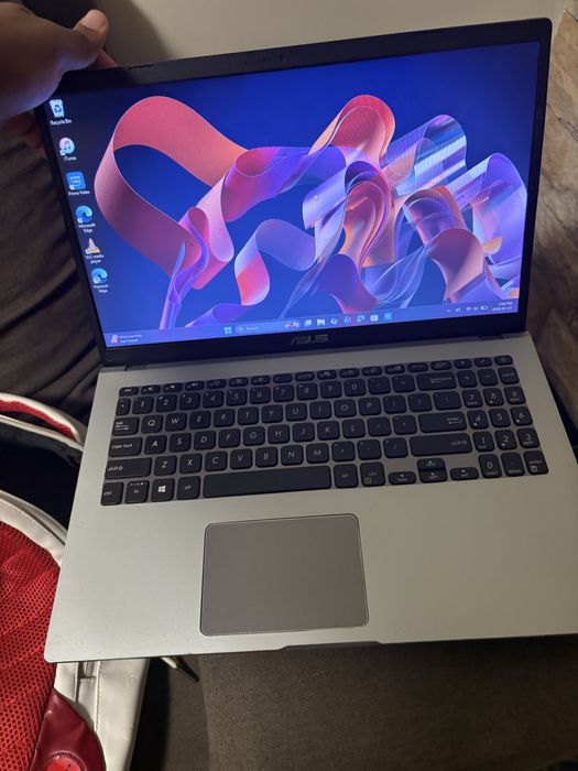 Laptop ASUS 477Gb RAM
