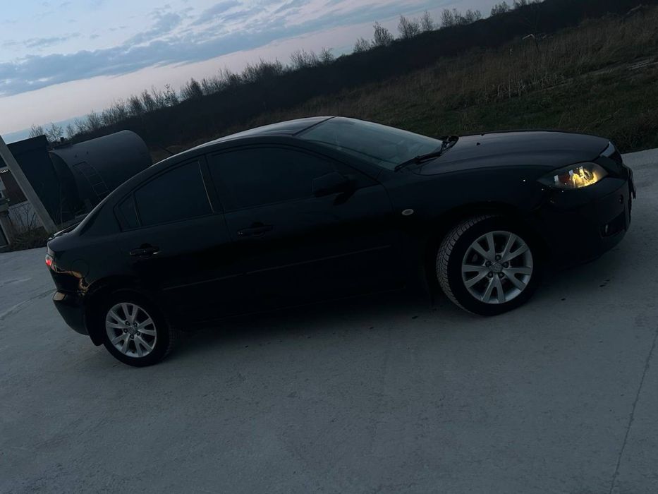 Mazda 3 2007рік 1.6 бензин