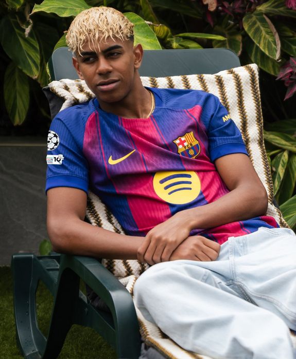 Lamine Yamal Camisola UCL versao de jogador.