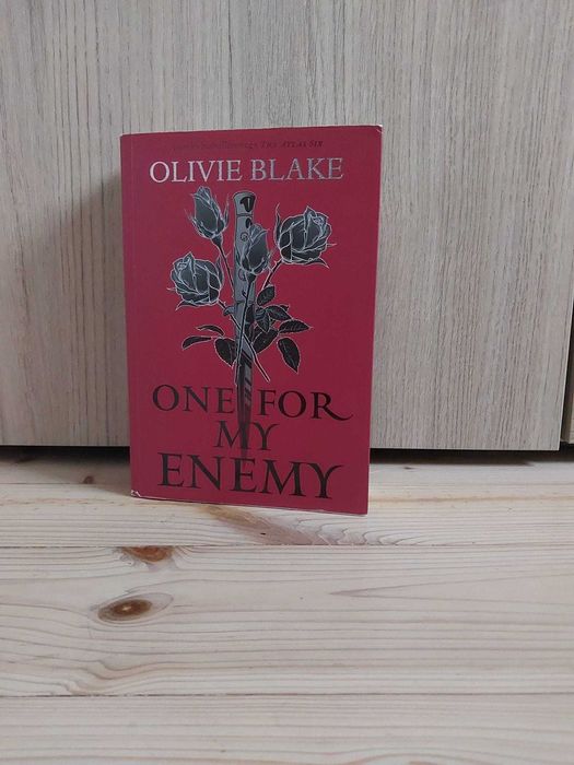 Olivie Blake, One for my enemy, powieść nastolatki hit