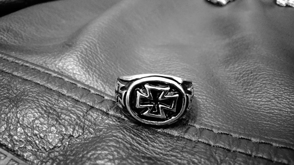 Chopper krzyż maltański sygnet pierścień Harley Rock Metal Moto obrącz