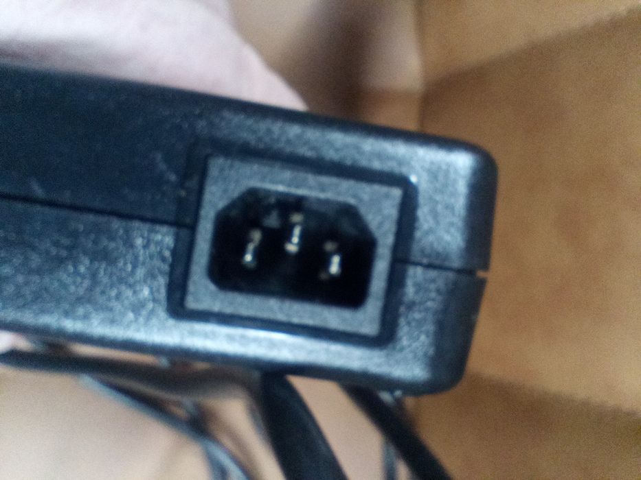 Електрошрот Dell 330W 19,5V 16,9А 7.4х5.0 оригінал блок живлення