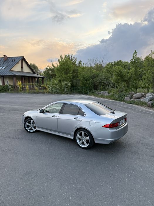 Honda Accord  7