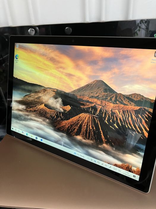 Surface pro 7 + thinkpad X395 訳あり 西川和久の不定期コラム】Ryzen PRO搭載でGPU性能が強い13.3型ノート