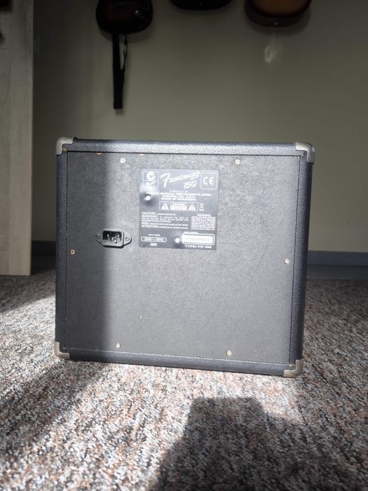 Fender Frontman 15