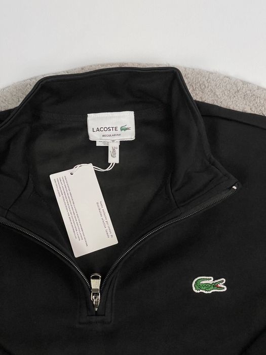 Полузамок Lacoste [ полузамок лакоста ]