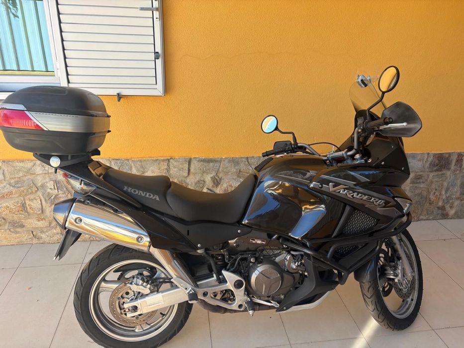Honda Varadero 1000 ( apenas 42 mil kms )