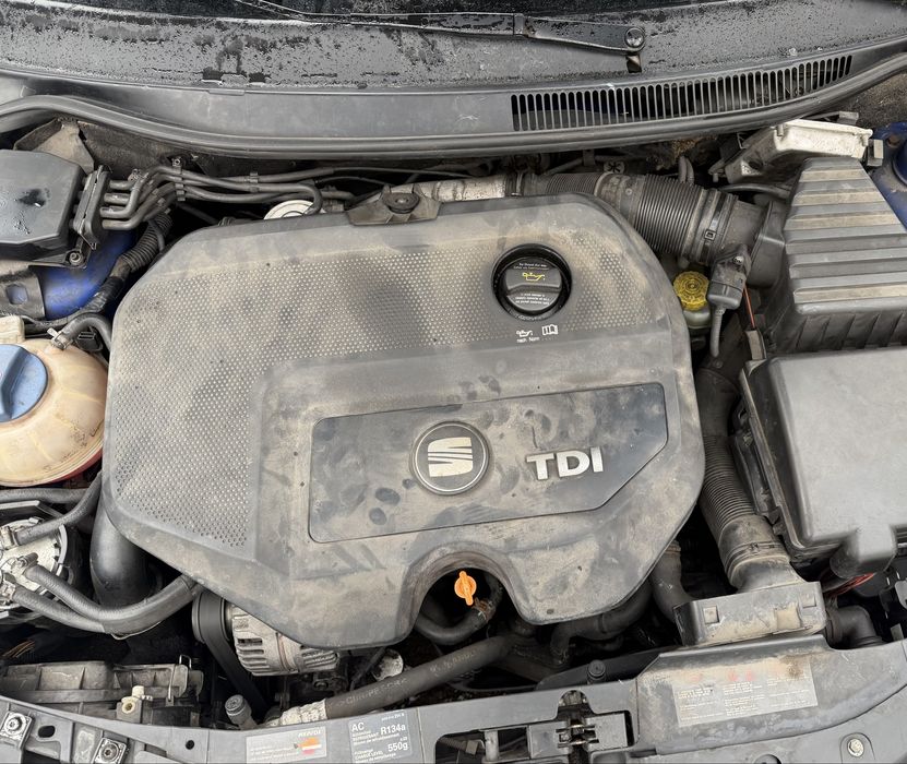 Seat Ibiza 6L 1.9tdi 130koni,6bieg,climatronic