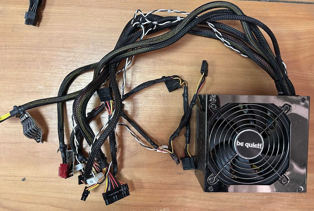 Блок живлення be quiet  BQT E5-600W. Стандарт 80+