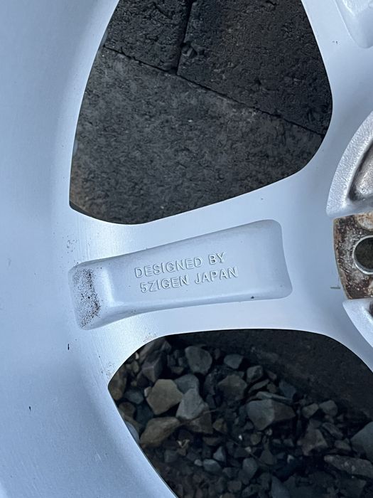 Felgi 5x114,3 5Zigen hyper 5zr 18