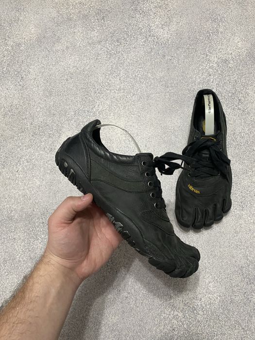 Шкіряні кросівки 5 пальців Vibram Fivefingers