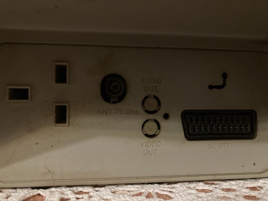 Televisão Sanitron 55 cm