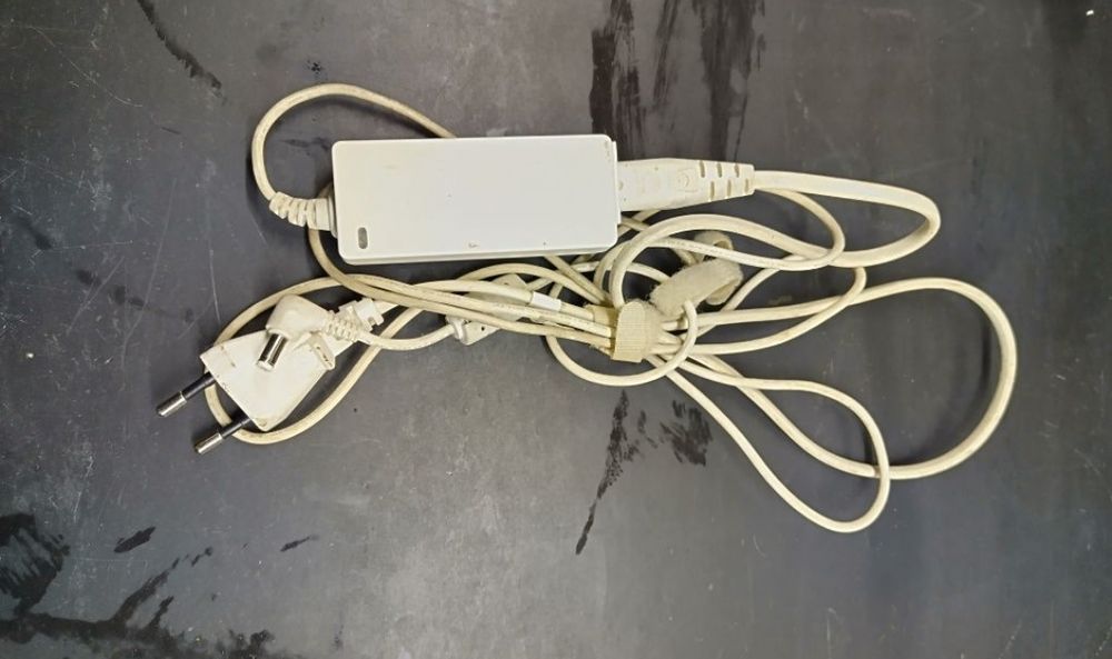 Portátil ASUS ecrã rotativo