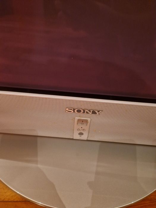 Televisão SONY cinzenta