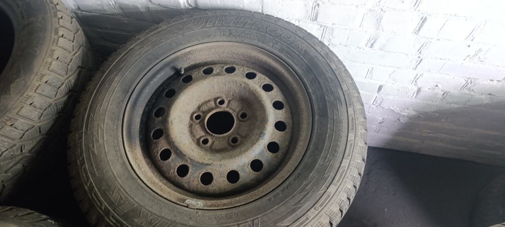 Резина Диски 215/70 r15  5*114,3